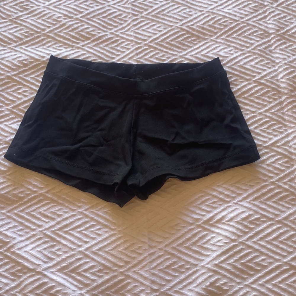 Black capezio booty shorts - size M